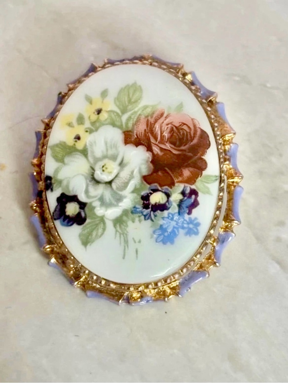 Vintage Floral Porcelain Cameo Brooch in Lavender and Gold